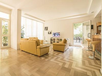 Hotel Lux 3*