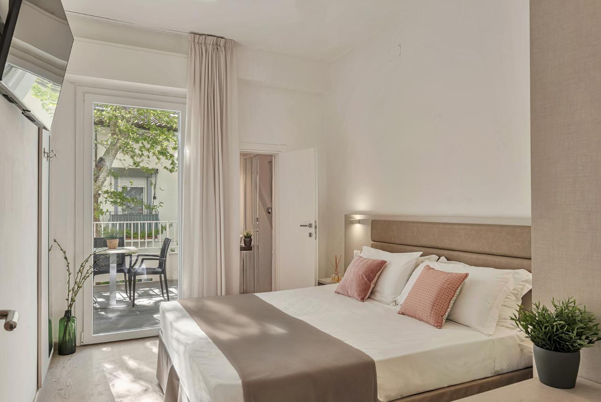 Lux Hotel 3*