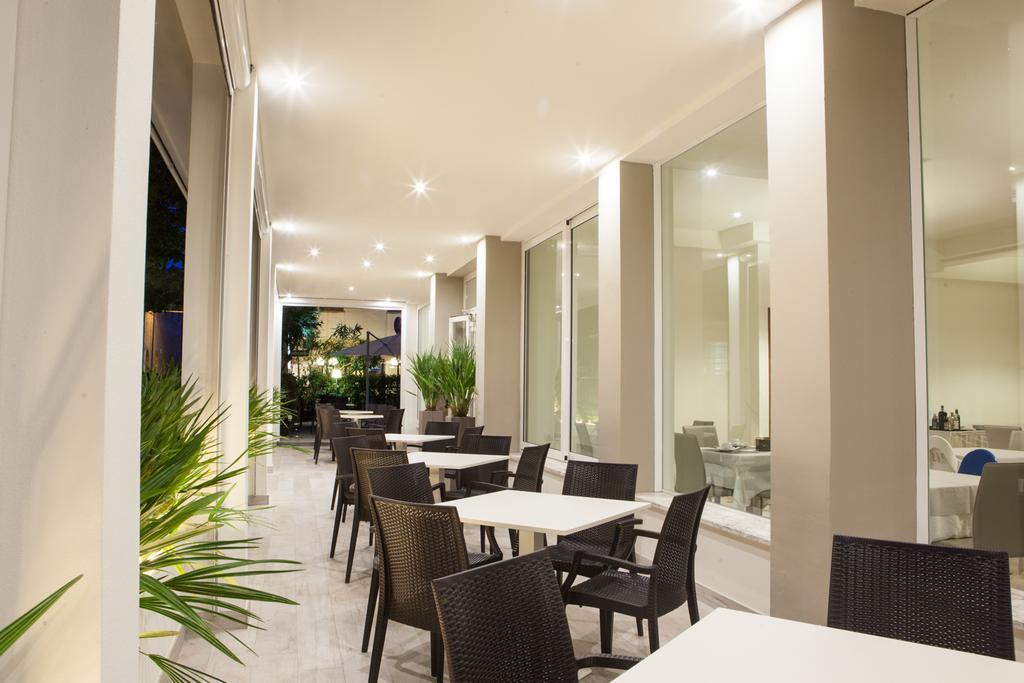 Hotel Lux 3*