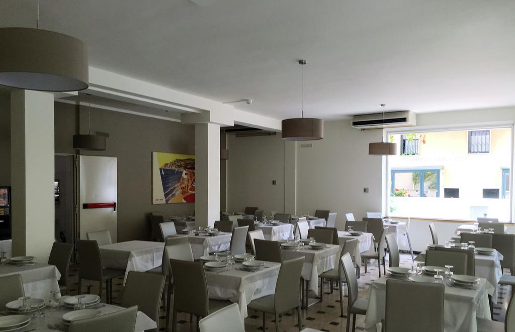 Hotel Lux 3*